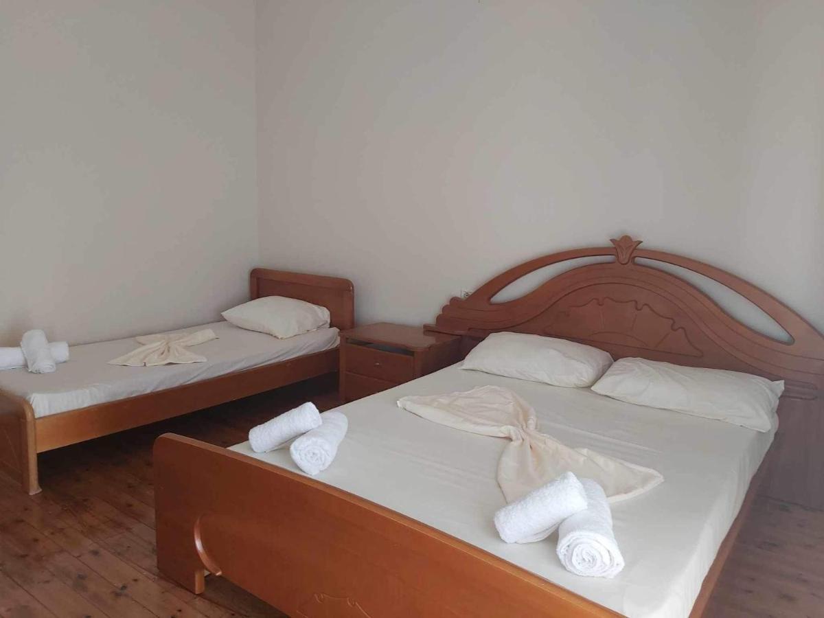 White Panorama Apartment Саранде Екстериор снимка