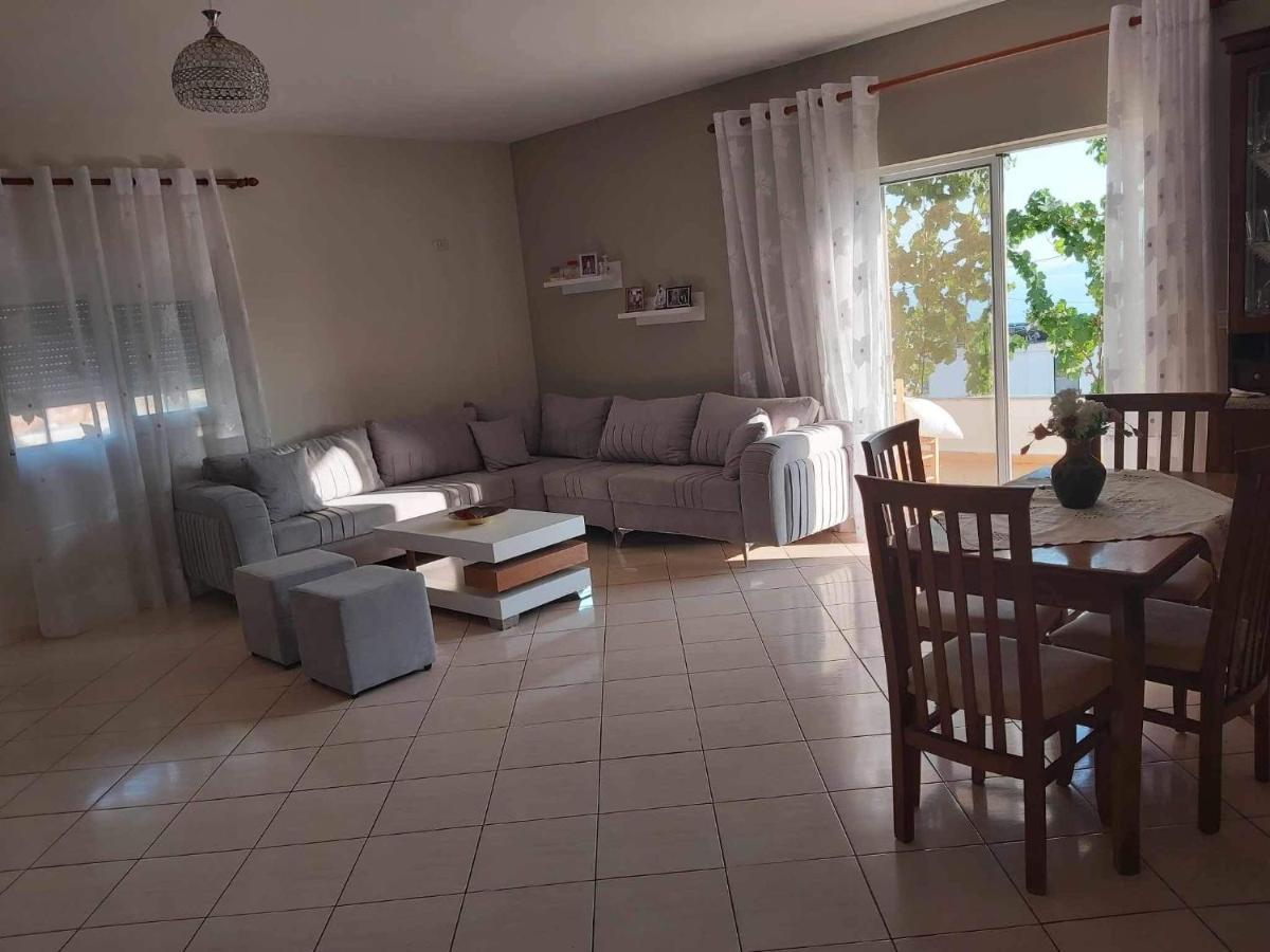White Panorama Apartment Саранде Екстериор снимка