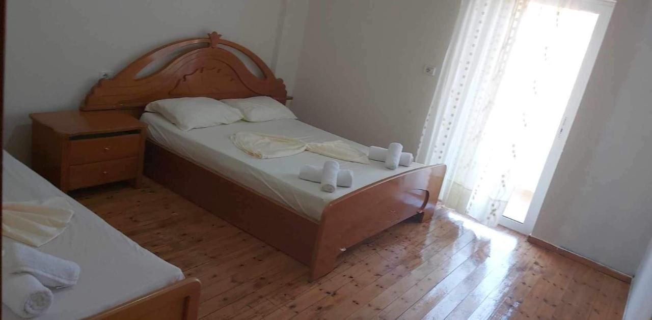 White Panorama Apartment Саранде Екстериор снимка